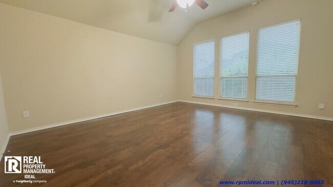 Building Photo - $2,599- 4Bed/ 2.5 Bath Upscale Home in Desoto