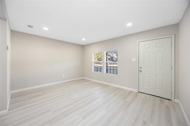 Foto del edificio - 4114 Hoffman St