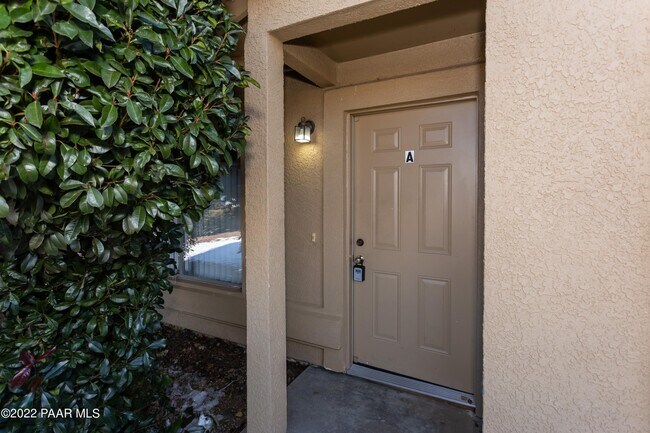 Building Photo - 7771 E Addis Ave