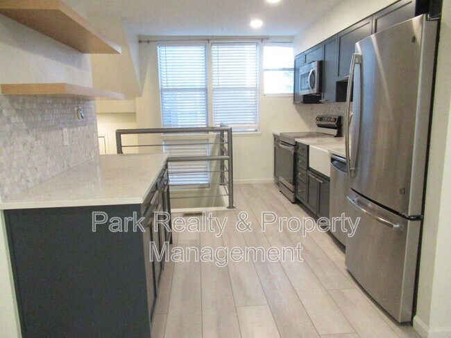 Foto del edificio - 1300 Garfield St