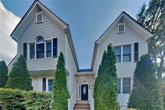 Building Photo - 1299 Camborne Ct NW