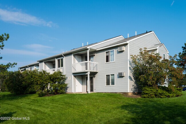 Building Photo - 1 US-1