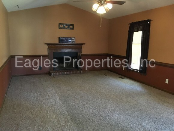 Building Photo - 311 Brantwood Dr