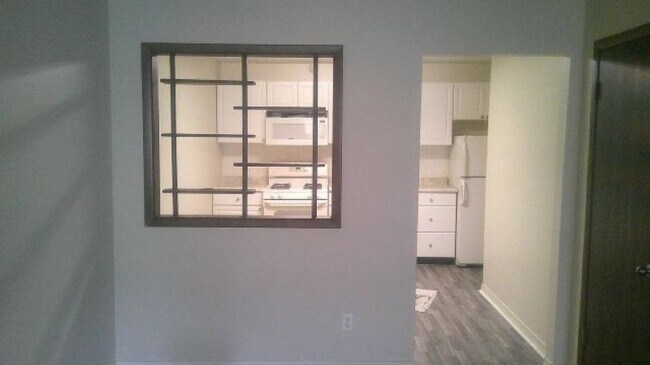 Foto del edificio - 1508 Woods Ave