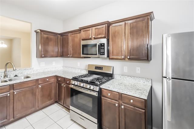 Foto del edificio - 321 Misty Mountain Dr