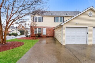 Building Photo - 7003 Walnut Ridge Ct