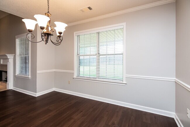 Foto del edificio - 7688 Shadow Fork Ln