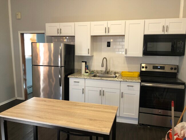 Foto del edificio - 2651 Reed St