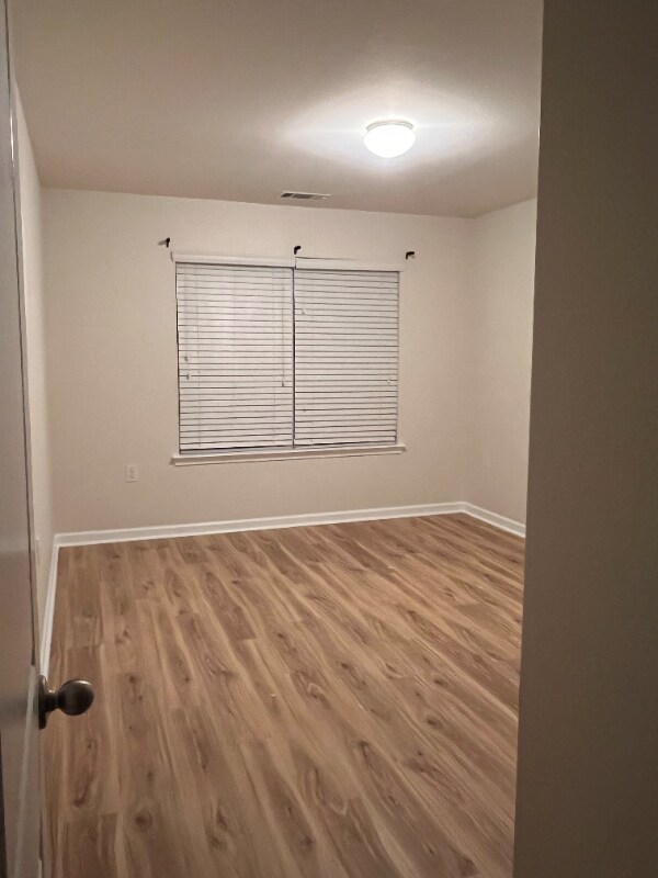 Foto del edificio - 3326 Victoria Brook Ln