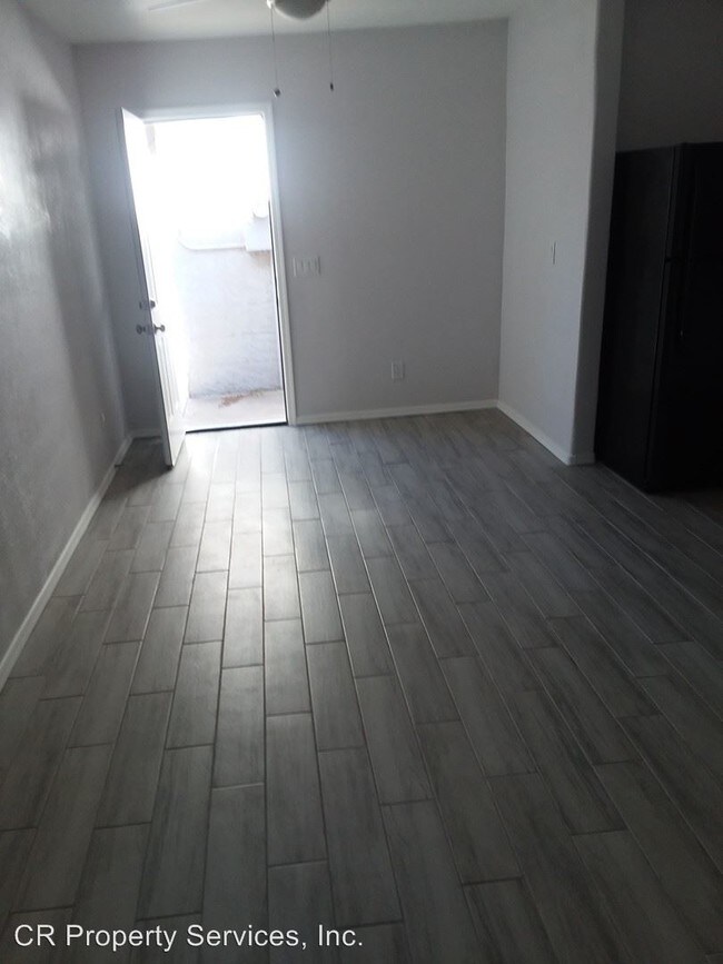 Foto del edificio - 2201 E Roosevelt St