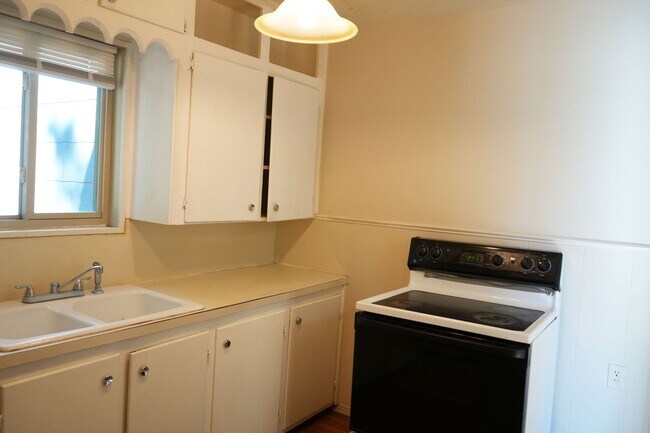 Building Photo - 2601 40th