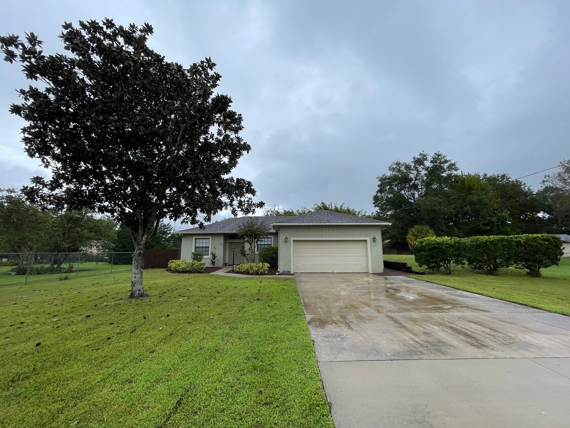 Primary Photo - Charming Home in Sunny Slopes – Oviedo, FL