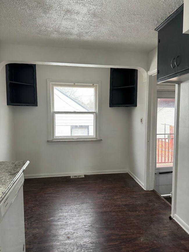 Building Photo - 538 Darlington Dr