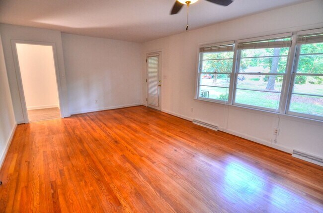 Building Photo - Charming Renovated 2 Bedroom Duplex in Car...