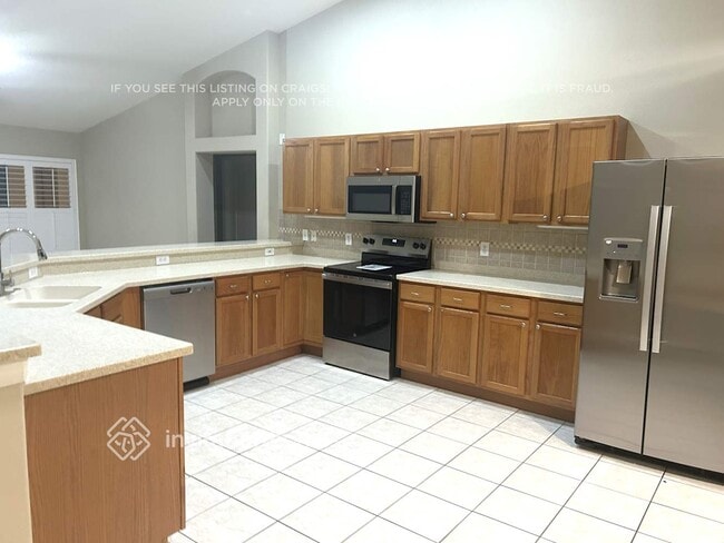 Building Photo - 804 Berry Bramble Dr