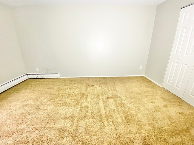 1 Bedroom - Brittany Apartments