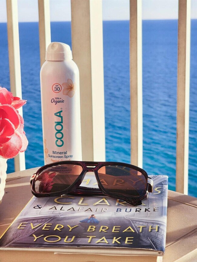 Building Photo - 16819 Front Beach Rd