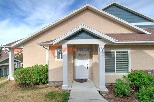Building Photo - 1046 Quarry View Way