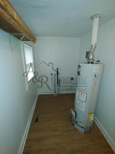 Foto del edificio - 711 N Elm St