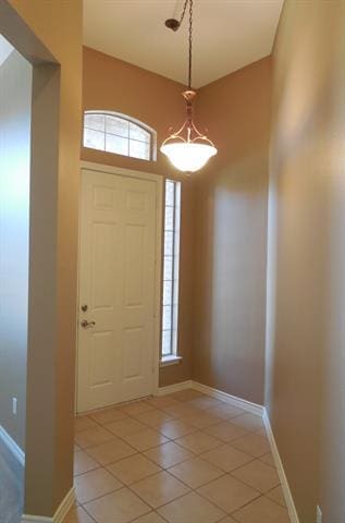 Building Photo - 221 S Village Dr