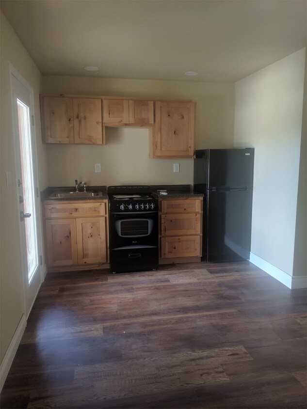 Foto del edificio - 3331 Ranch Rd 12
