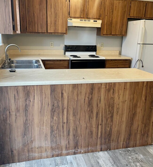 Foto del edificio - 2BR/2BA Two Story Townhouse in Troy City Limits