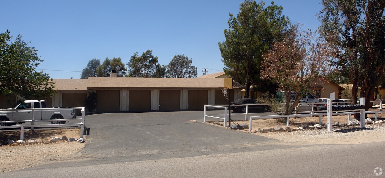 Foto del edificio - 13584 Yakima Rd