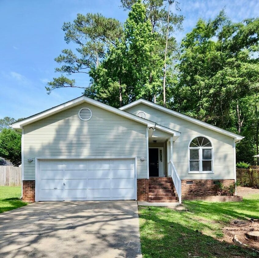 300 Saddlebrooke Rd, Lexington, SC 29072 House Rental in Lexington, SC