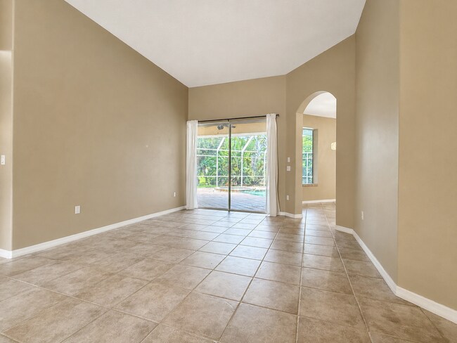 Foto del edificio - Your everyday staycation begins here - 3Bedrooms / 3Baths home at Turtle Rock with a private pool!