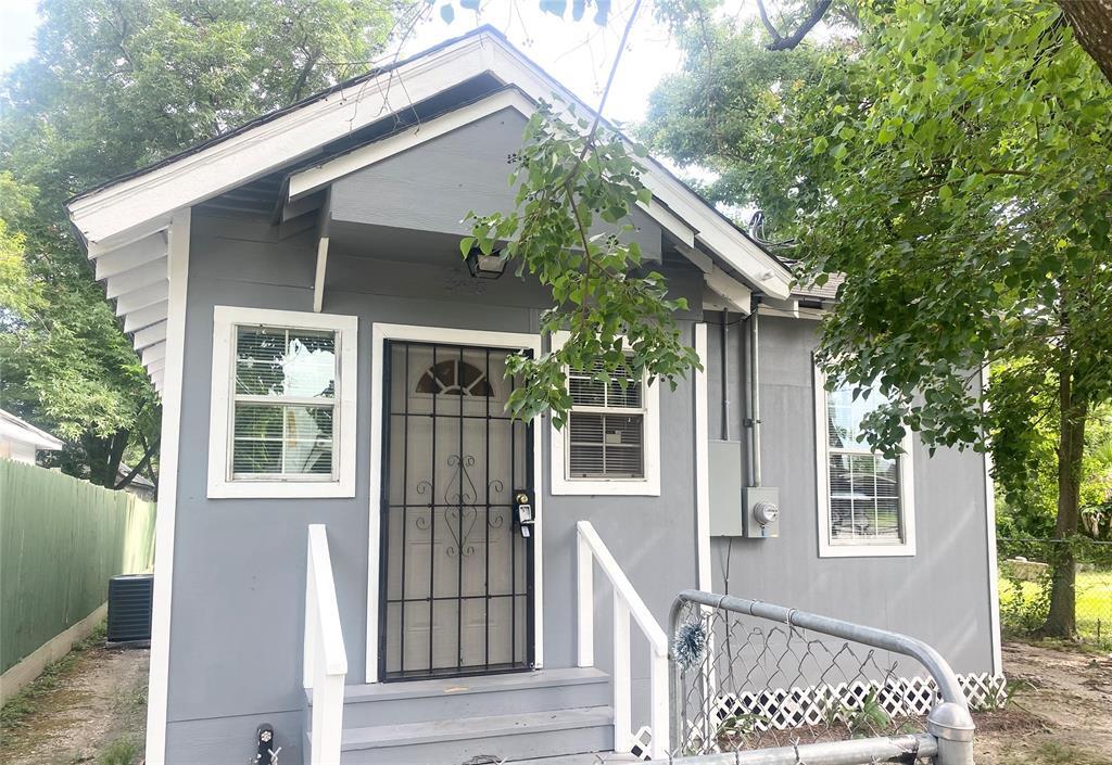 3418 Stonewall St, Houston, TX 77020 House for Rent in Houston, TX