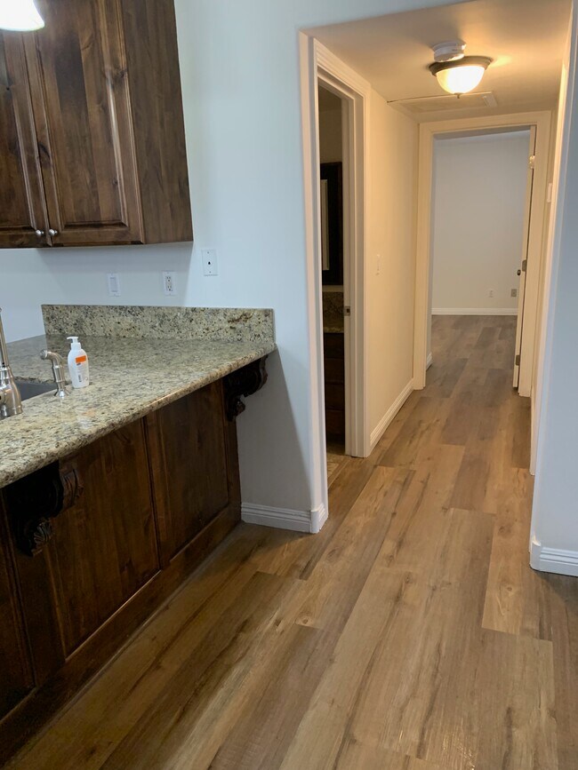Foto del edificio - 2979 Juniper Hills Blvd