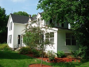 Building Photo - 31380 Lahser Rd