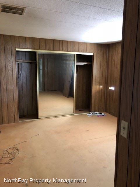 Building Photo - 2 br, 2 bath House - 224 Monarch Ct.