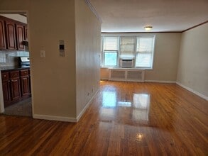 Building Photo - 34-25 150th Pl