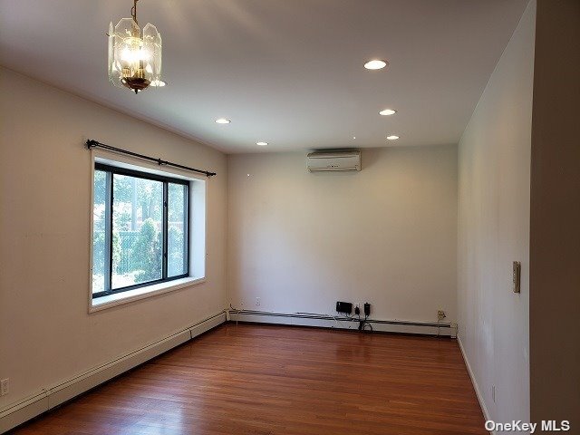 Foto del edificio - 70-34 Olcott St