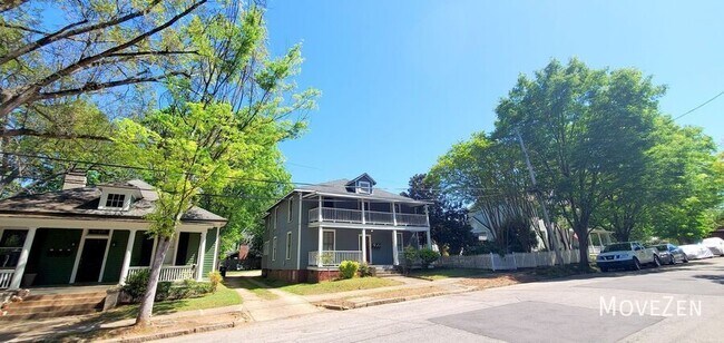 Foto del edificio - 214 Elm St