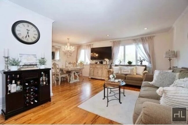 Foto del edificio - MARISA CIRCLE