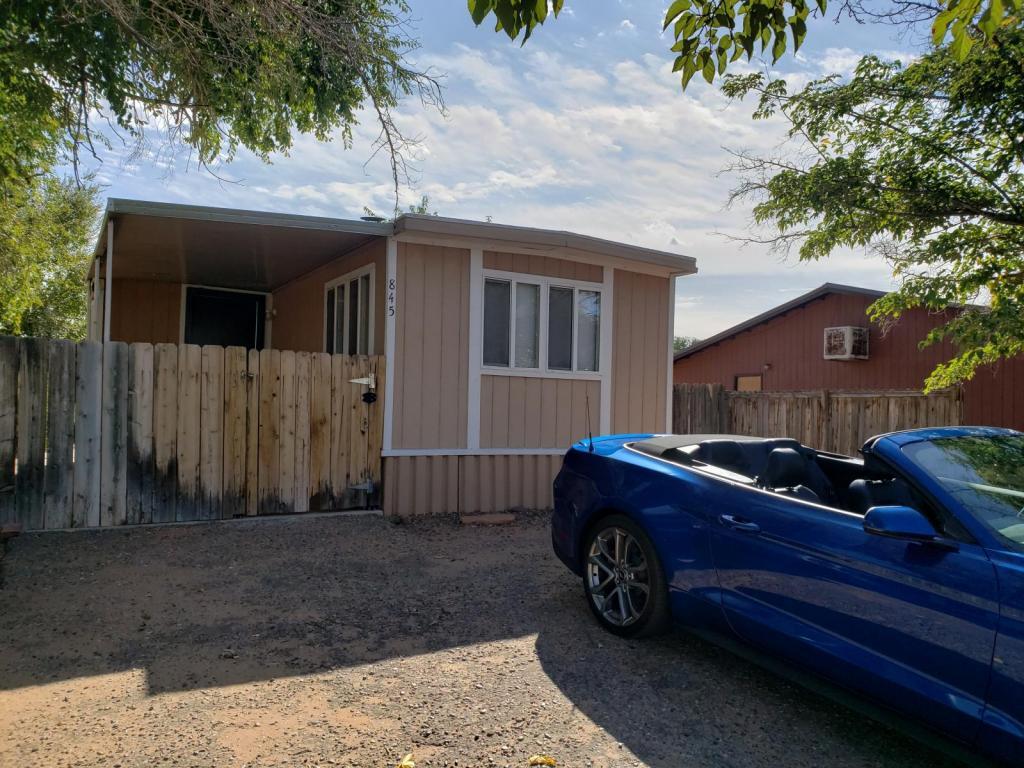 Foto principal - 845 Grandview St