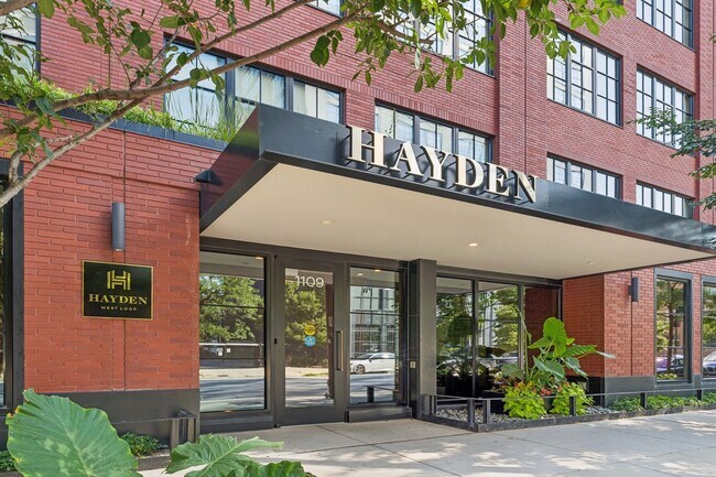 Foto del edificio - 1109 W Washington Blvd