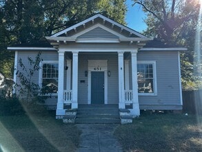 Building Photo - 451 Dalzell St