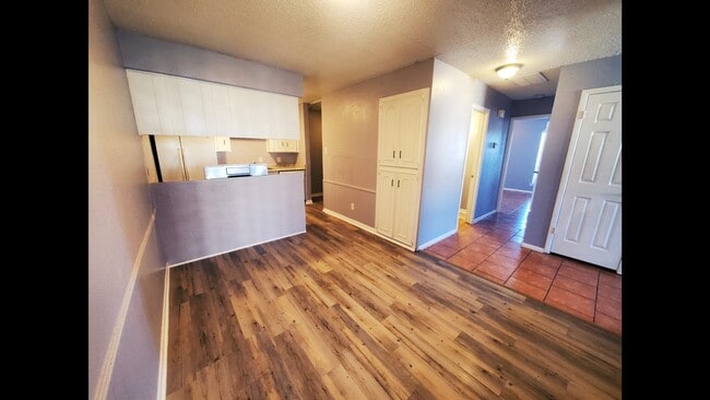 Dining Room - 700 E Pecan St