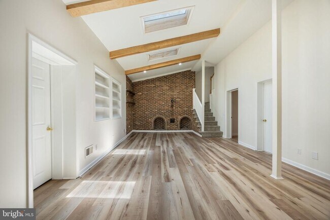 Foto del edificio - 208 Telegraph Rd