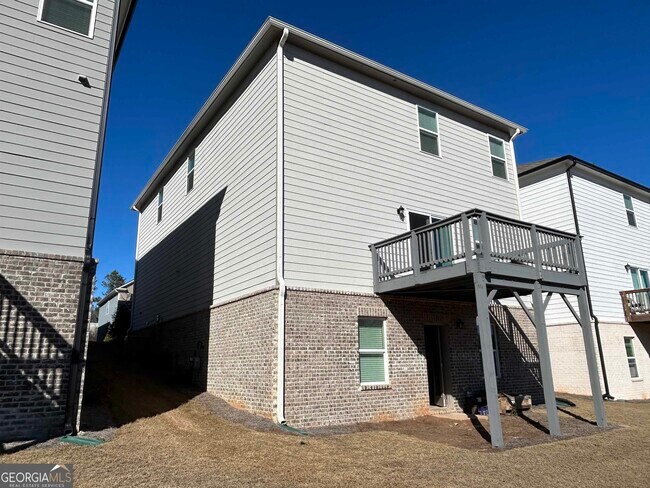 Building Photo - 4686 Waxwing St