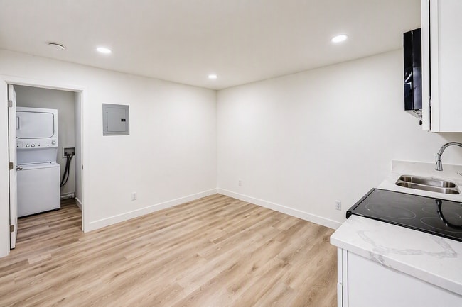 Foto del edificio - 1135 E Alexander Ave