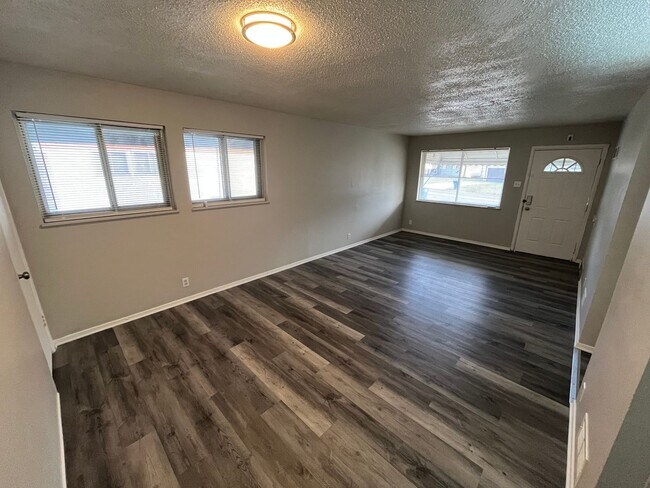 Building Photo - Renovated Three Bedroom Home with Basement...