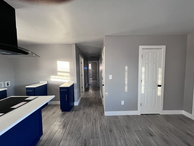 Building Photo - 1017 Wyatt Dr