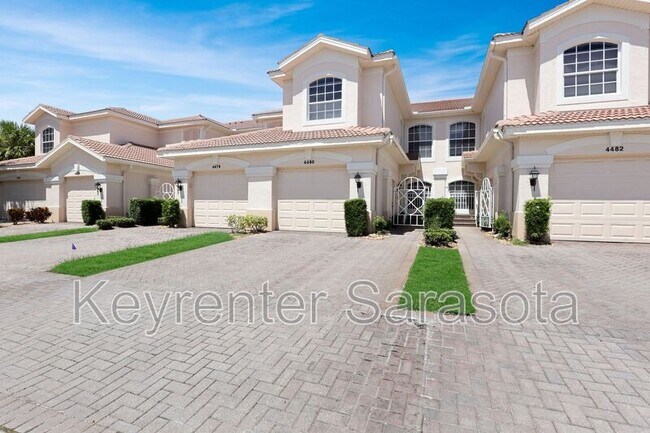 Photo - 4480 Streamside Ct House