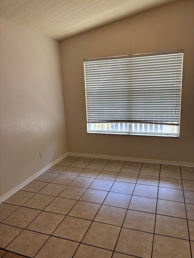 Building Photo - Beautiful 3/2 House in Bay St. Louis