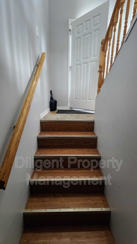 Building Photo - 2148 Springwood Rd