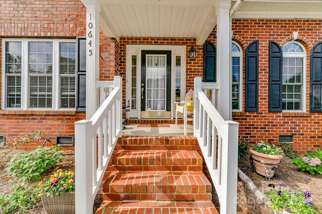 Foto del edificio - 10645 Castlehill Dr